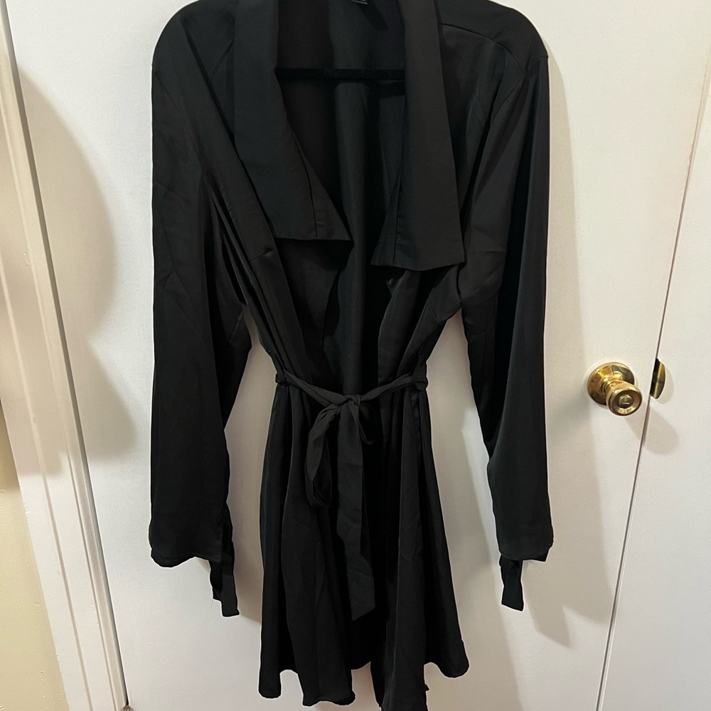Elegant Black Women's Chiffon Robe